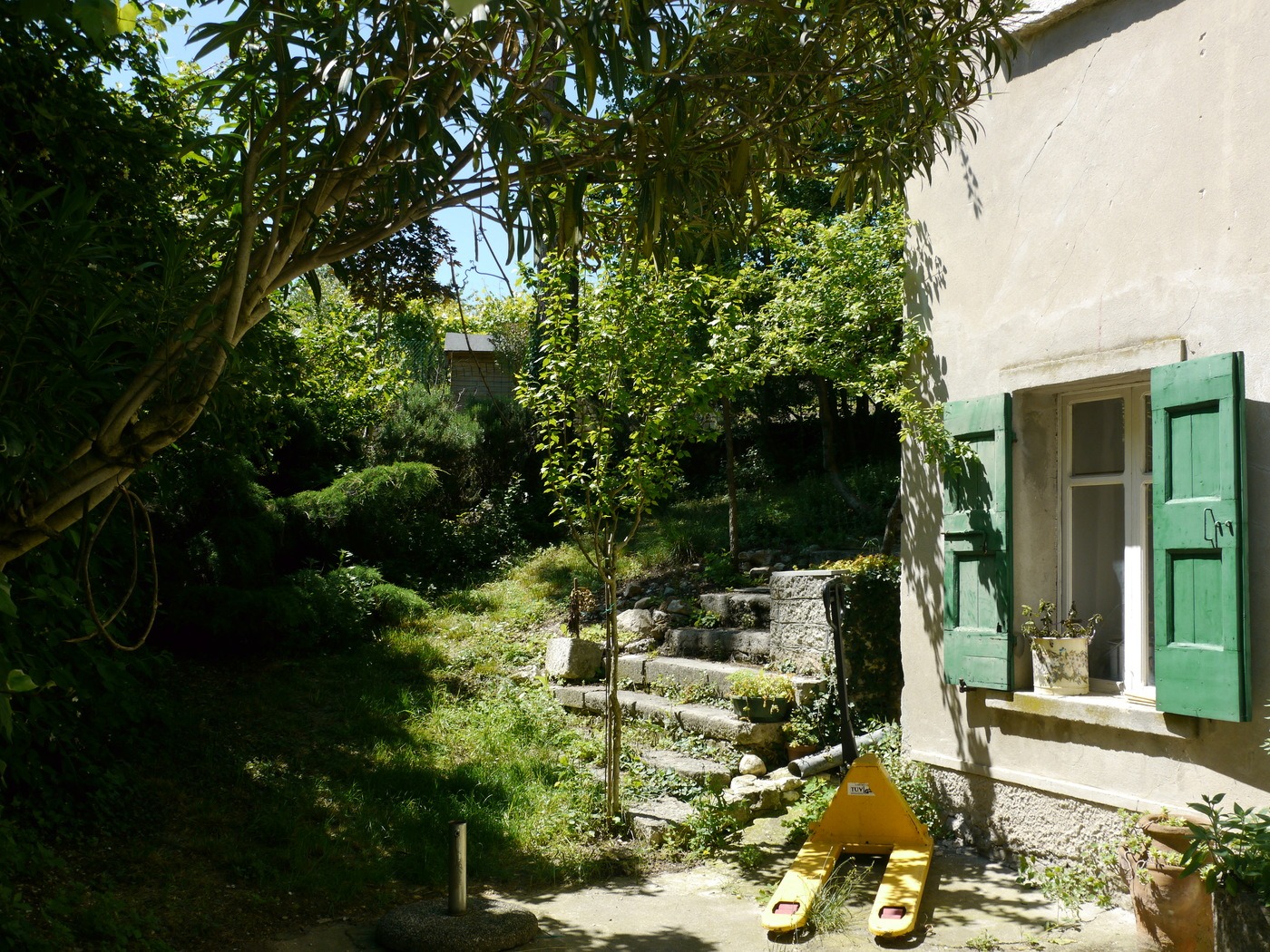 Classic Italian farmyard at Monte dei Ragni