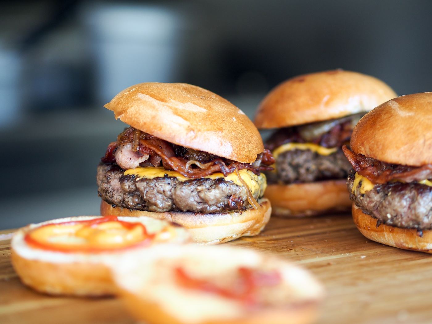 Hamburgers pairing beautifully with Cabernet Sauvignon