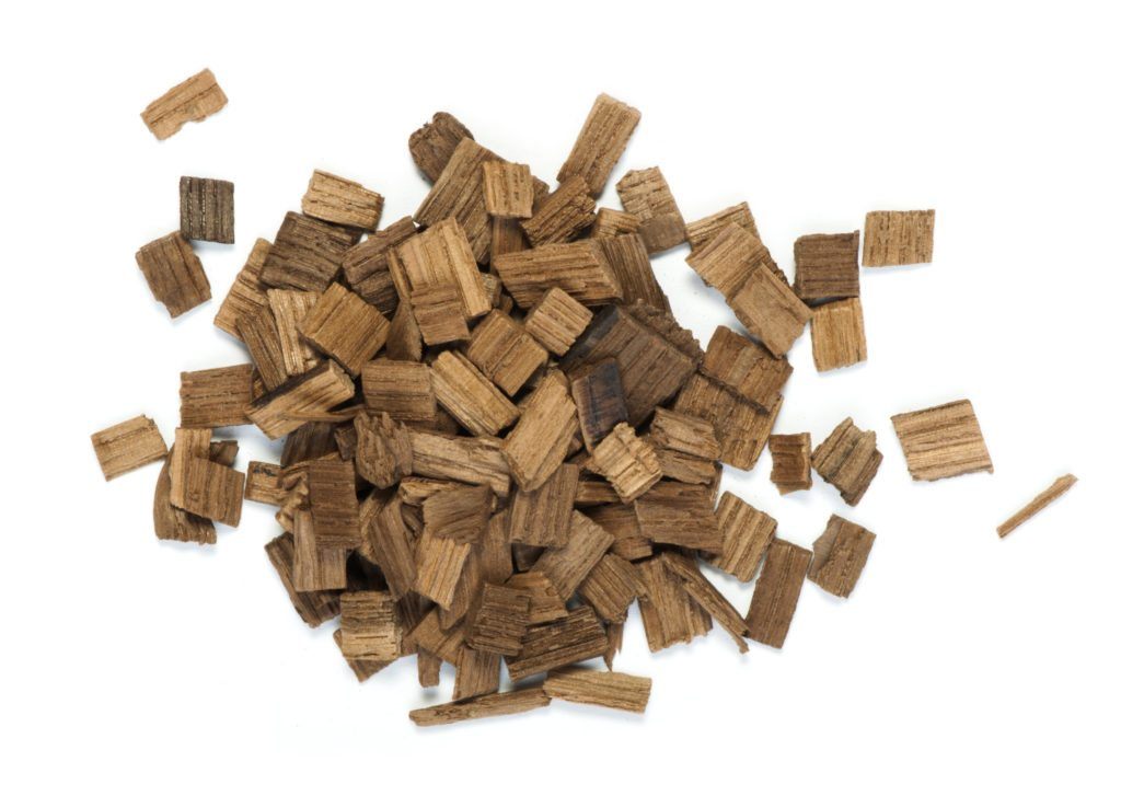 oak chips used in wine making